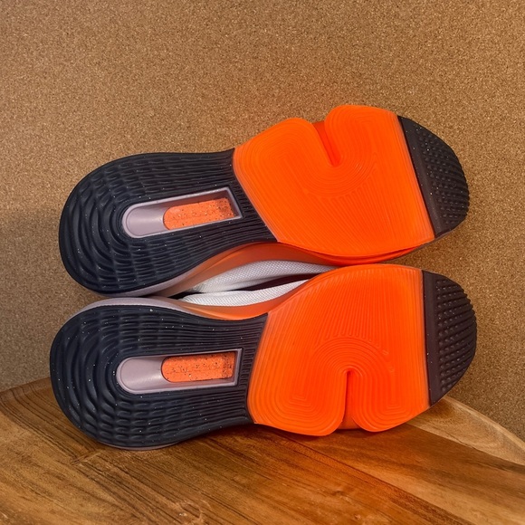 Nike
Versair
Air zoom
Brand new
*rare - Picture 9 of 9